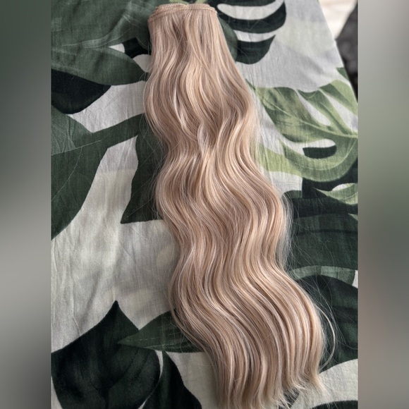 20 In Clip In Extra Light Blonde Water Wave hair  Hair extensions Human blend - Picture 7 of 9